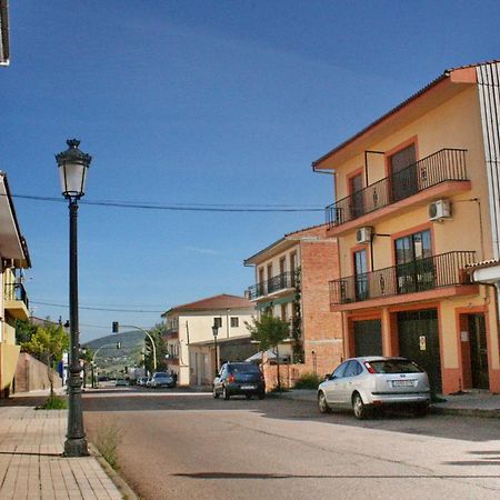 Apartamentos Turisticos Mirayuste غوادالوبي الغرفة الصورة