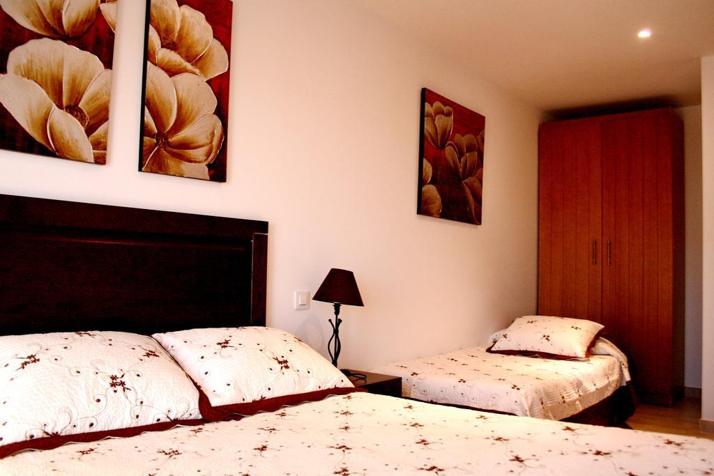 Apartamentos Turisticos Mirayuste غوادالوبي المظهر الخارجي الصورة