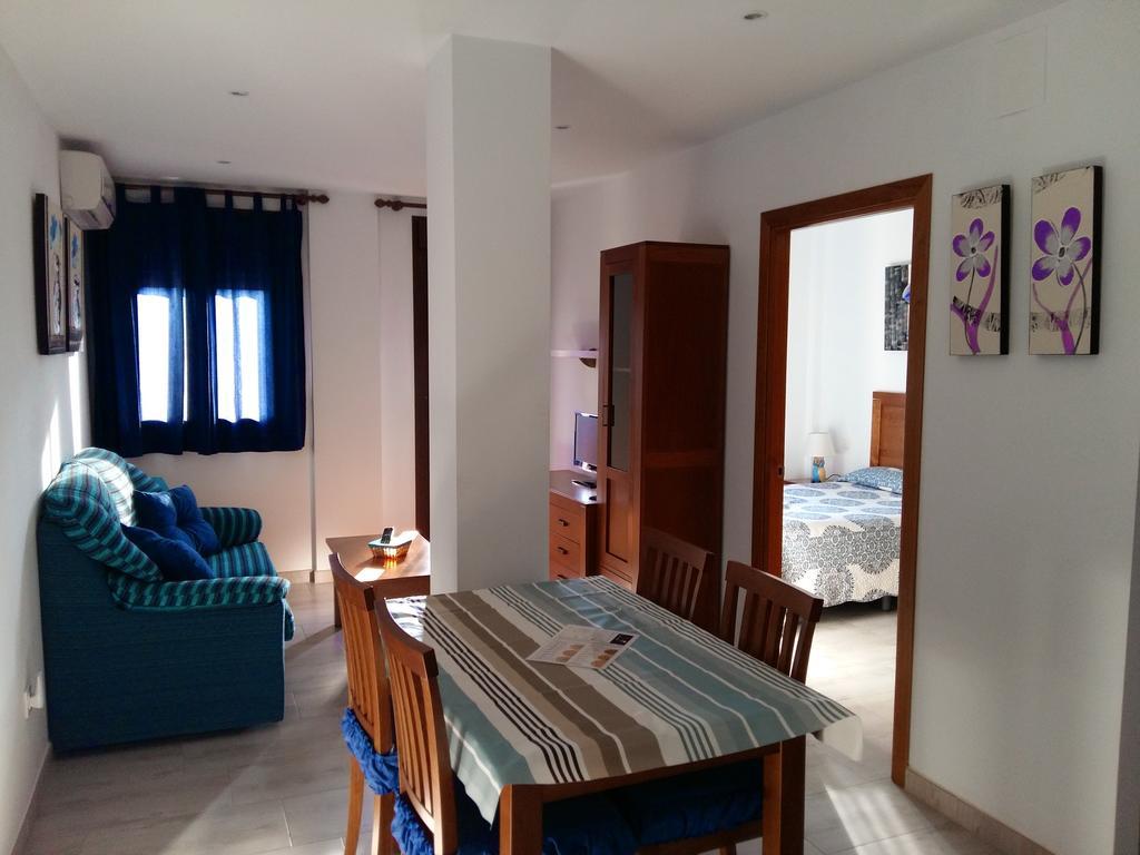 Apartamentos Turisticos Mirayuste غوادالوبي المظهر الخارجي الصورة