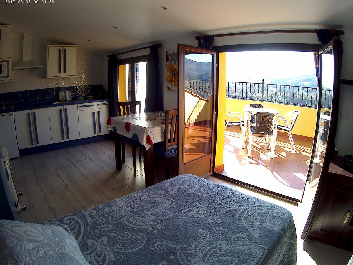 Apartamentos Turisticos Mirayuste غوادالوبي المظهر الخارجي الصورة